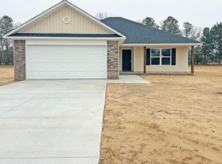 3975 Peakvalley Rd, Sumter, SC 29154