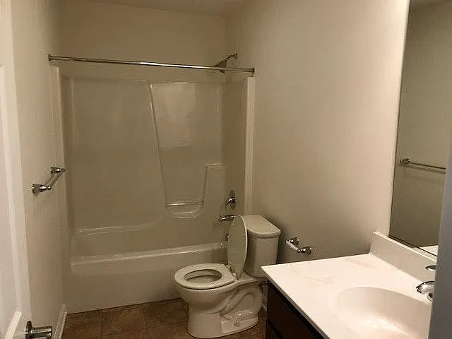 432 Lafayette St — Photo 3