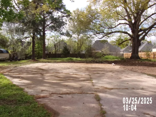 141 Durke Rd, Lafayette, LA 70508