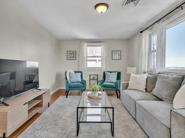 74 Dunboy St #1, Brighton, MA 02135