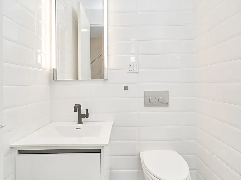 92 Morningside Ave #1C — Photo 14