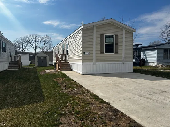 5313 Bart Dr, Casco, MI 48064