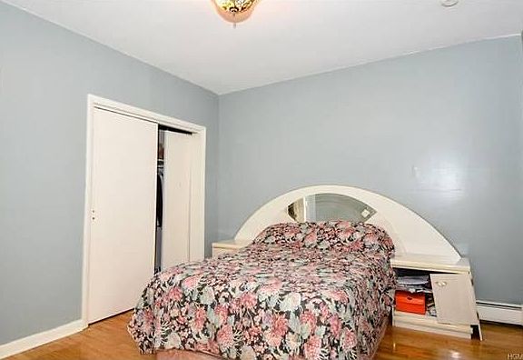 4th image of 48 Linn Ave #1