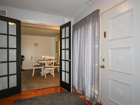 3rd image of 13 Stillmeadow Dr