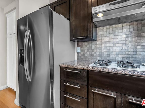 5th image of 117 S Clark Dr APT 305