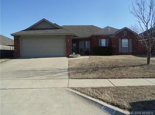12109 N 107th Ave E, Collinsville, OK 74021