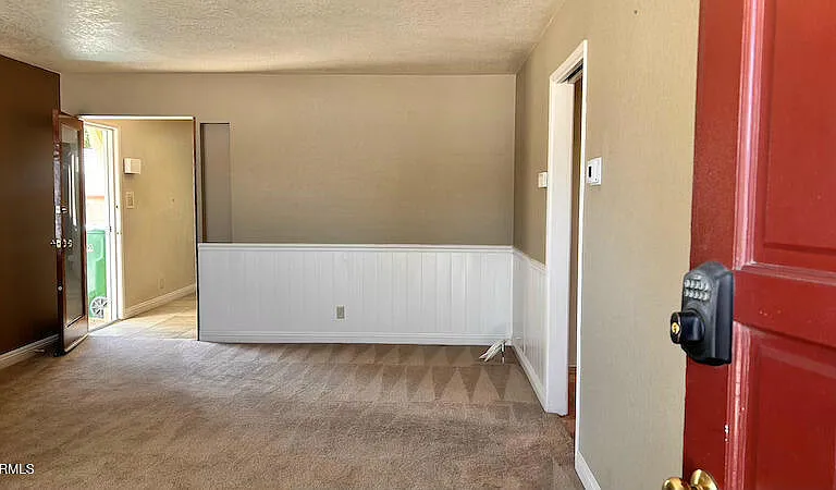 1222 W Avenue J15 — Photo 3