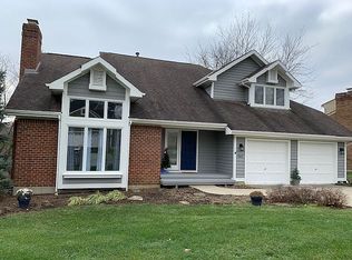 9827 Old Chimney Ct, Cincinnati, OH 45241