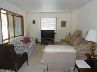 3512 Robin Ave SW, Wyoming, MI 49509