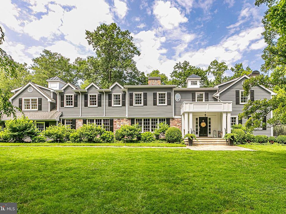 1st image of 438 Wendover Dr