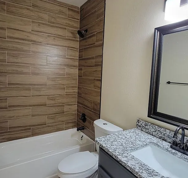 125 Loma Vista Dr — Photo 17