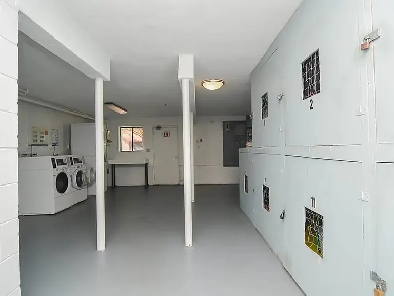 50 Colonial Dr #2 — Photo 18