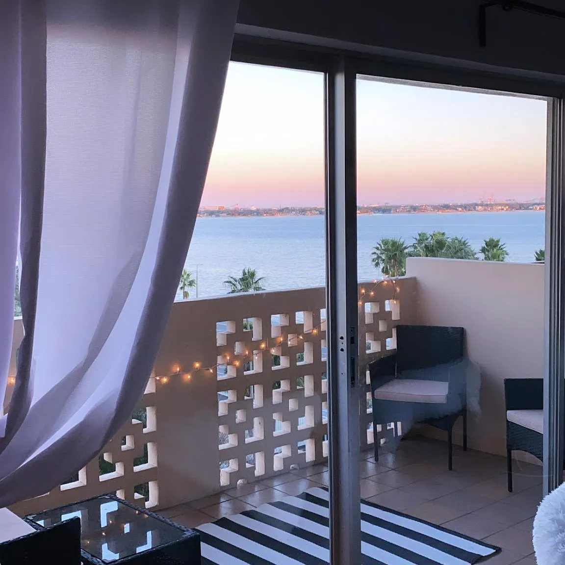 1 bed, 900 sqft, $2,350 — Photo 4