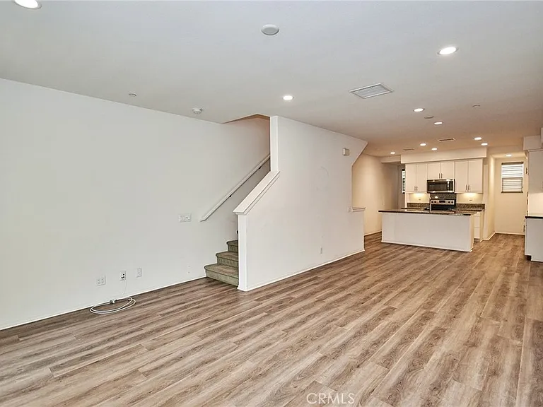 5931 Spring St — Photo 21