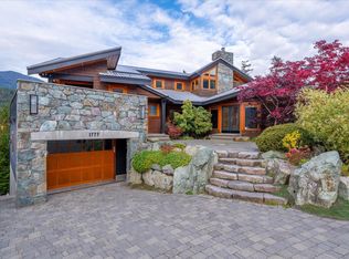 1777 Pinewood Dr, Pemberton, BC V0N2L3