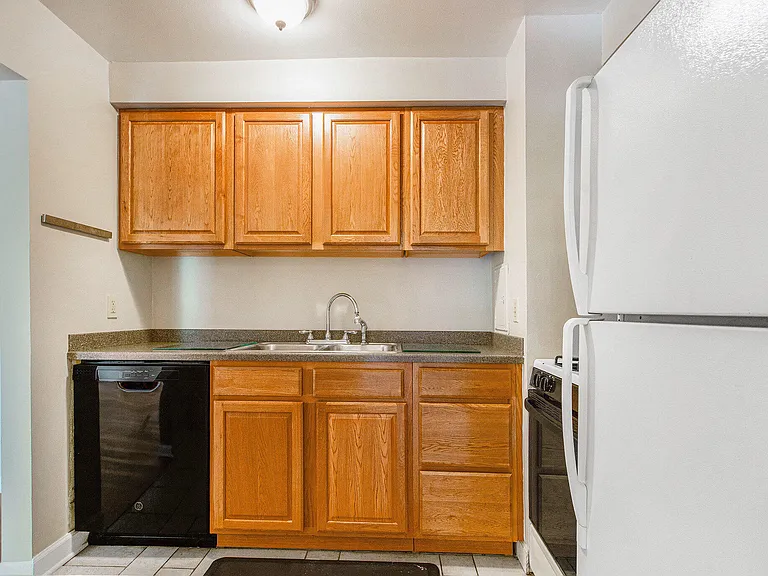 1249 Island Dr #101 — Photo 8