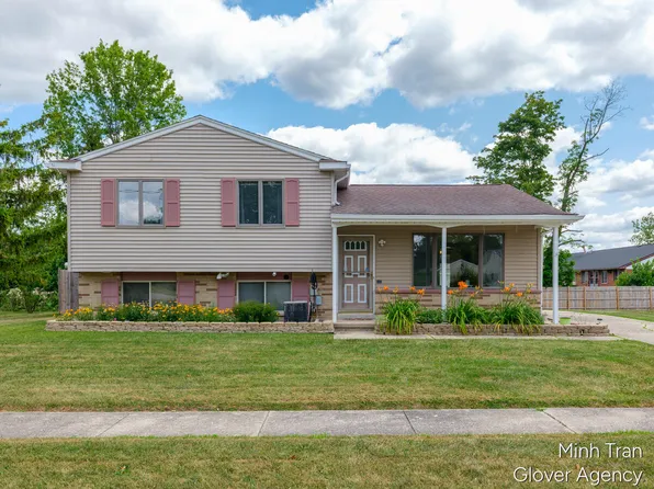 5931 Belard St, Portage, MI 49002