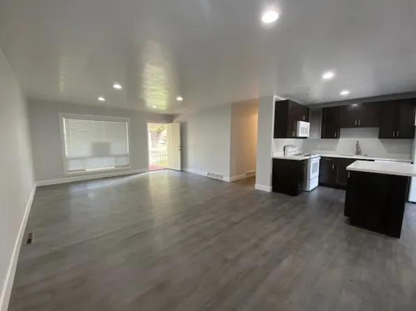 1163 N Buccaneer Dr, Salt Lake City, UT 84116