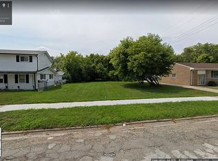 127 Euclid Ave, Mount Clemens, MI 48043