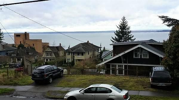 2nd image of 338 N Garden St APT 101