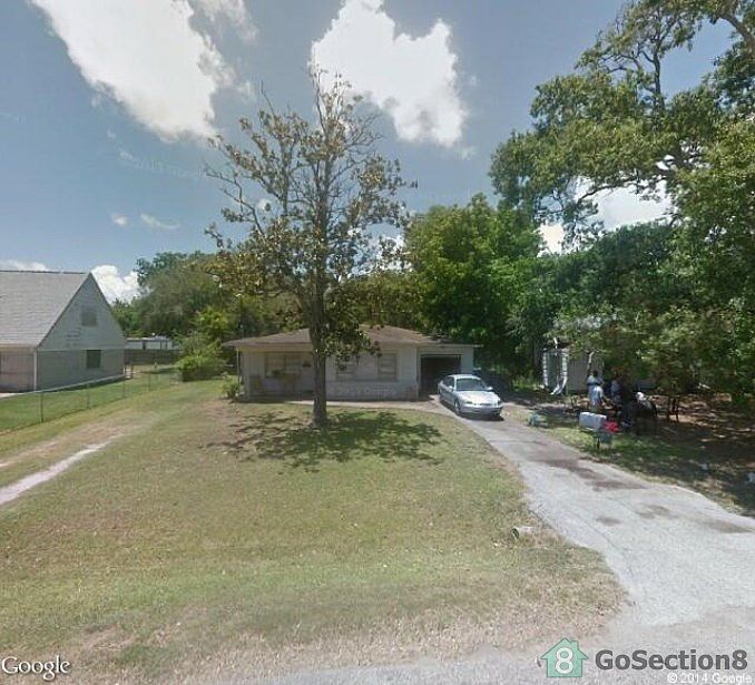1st image of 1210 Pirtle St