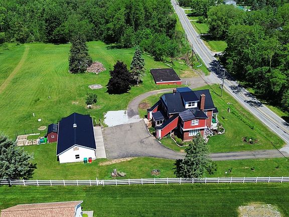 3rd image of 2976 Clark Rd