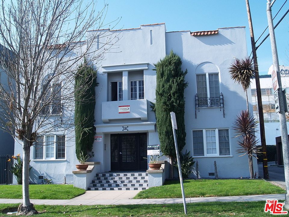 1st image of 121 S Elm Dr APT 2