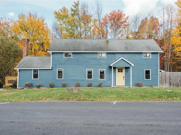 655 Oregon Trail, Pine Bush, NY 12566