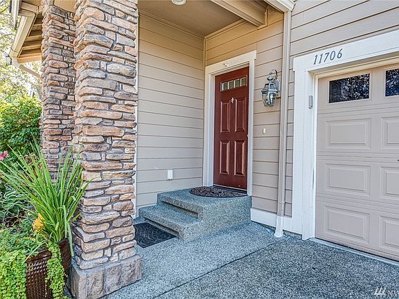 4th image of 11706 58th Ave NE
