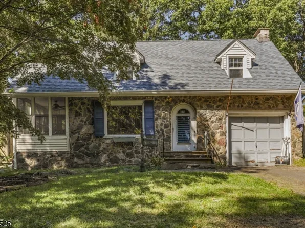 514 Reservoir Dr, Boonton Town, NJ 07005