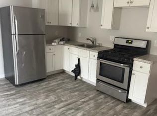 118 Hawkins St #2, Providence, RI 02904