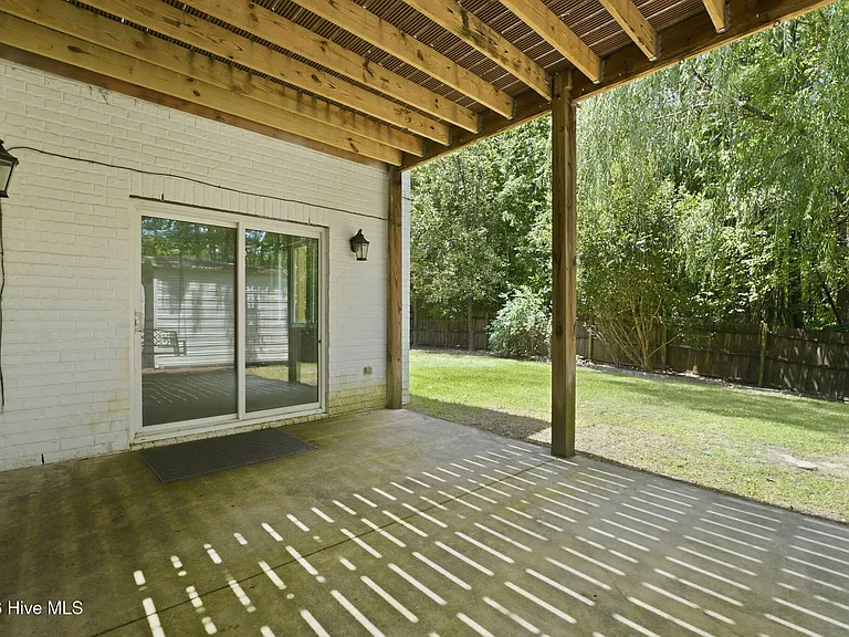 25 Kingswood Cir — Photo 48