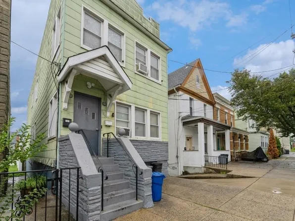 765 Irving Pl, Secaucus, NJ 07094
