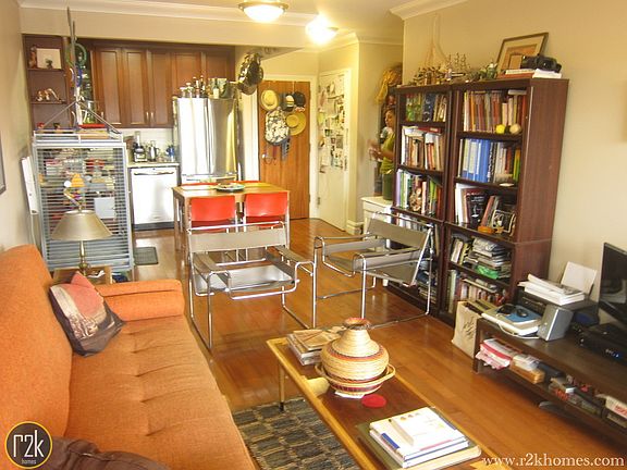 2nd image of 2116 31st Ave APT 5A
