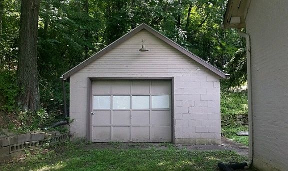 3rd image of 1162 Wayne Ave