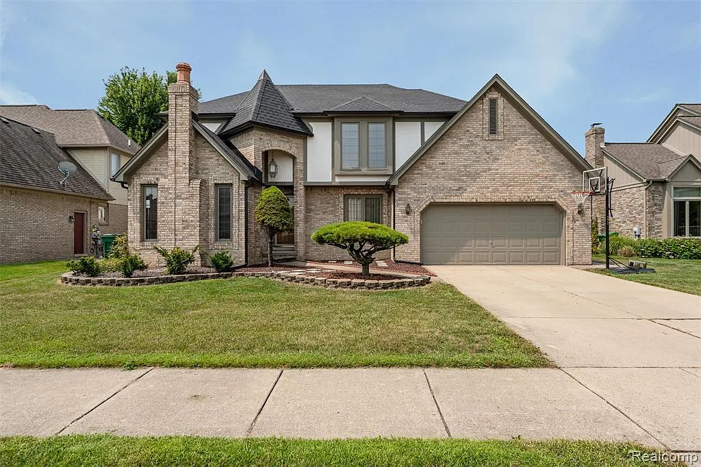 3 bed, 3.5 bath, 2858 sqft, $3,000 — Photo 4