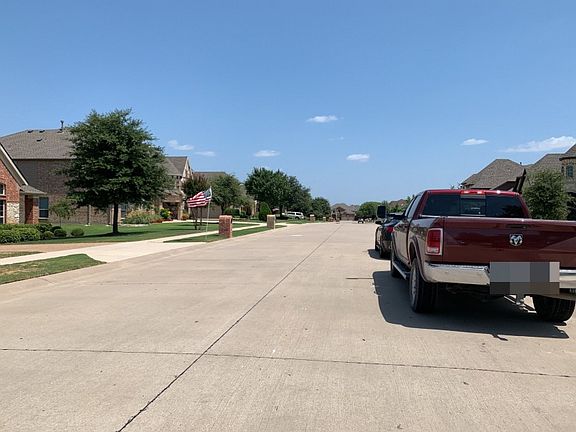 5th image of 1621 Cross Timbers Dr