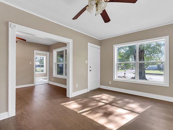 5th image of 801 S Mobberly Ave