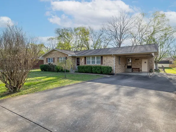 657 Fairlane Dr, Pulaski, TN 38478