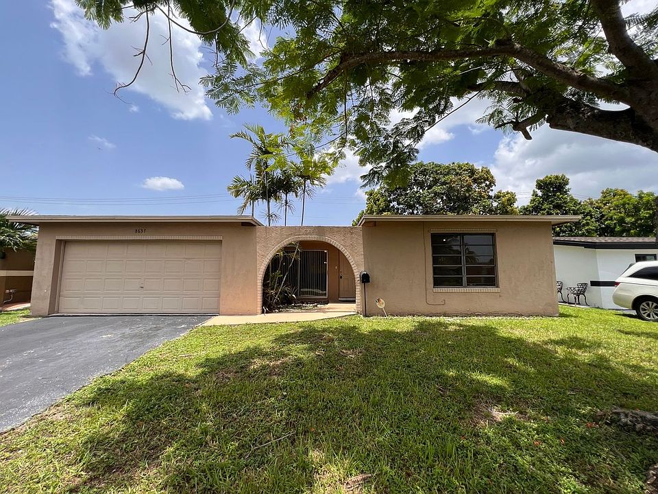 1st image of 8637 Windsor Dr