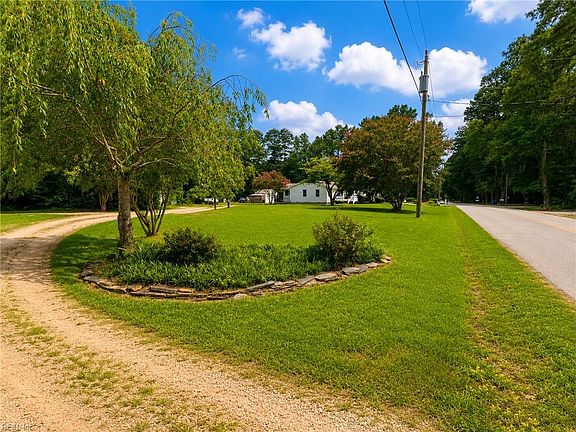 4th image of 789 Coachpoint Rd