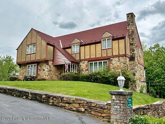 1st image of 828 Glenwood Rd