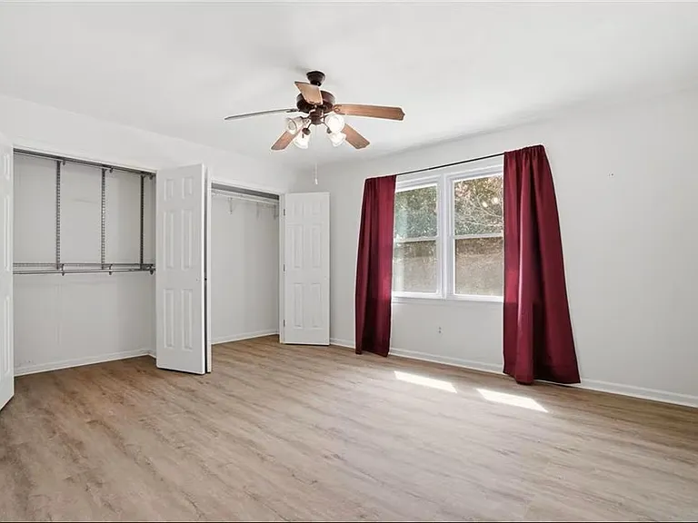 4740 Shady Rest Dr — Photo 17
