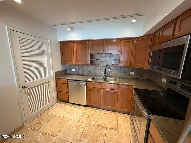 6502 N Central Ave #C103 — Photo 8
