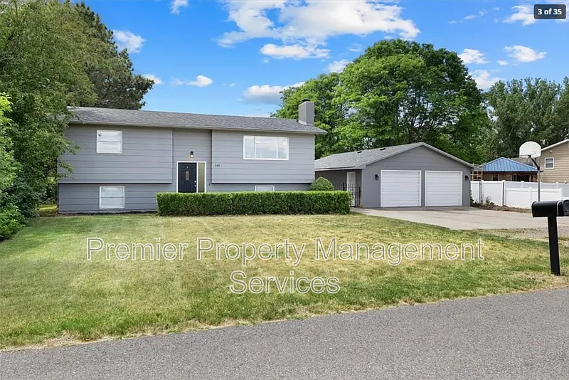 4 bed, 2.0 bath, 2068 sqft, $2,395 — Photo 2