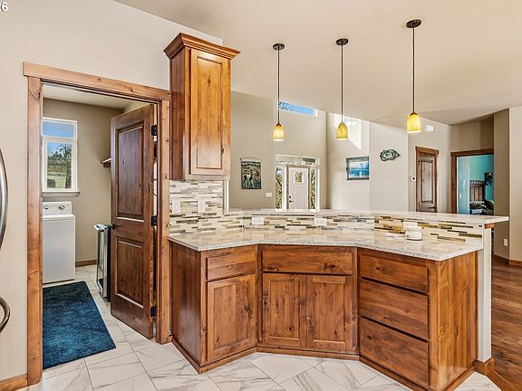 5th image of 12594 McNeil Creek Rd