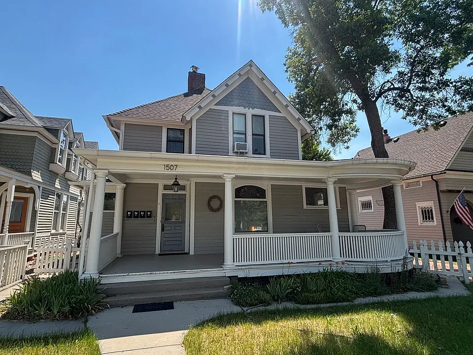 1507 N Nevada Ave