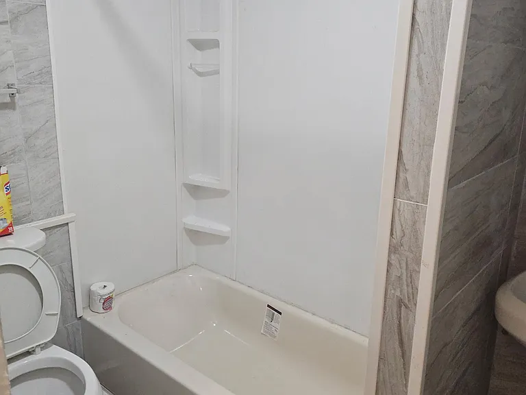 916 Bryant Ave — Photo 23