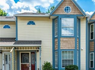 109 Freedom Ct, Bethlehem, PA 18020