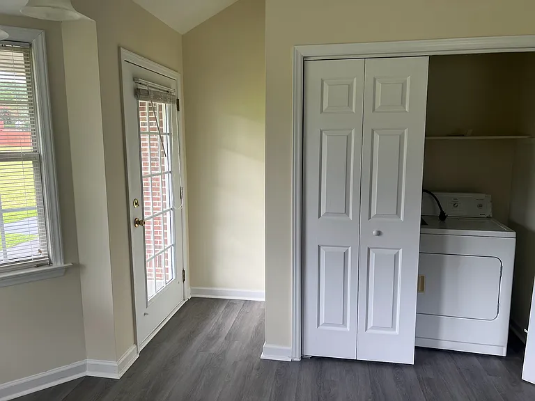 107 Feather Dr #2 — Photo 6